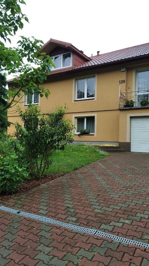 Apartament W Domu Na Wsi Tomaszów Lubelski 外观 照片