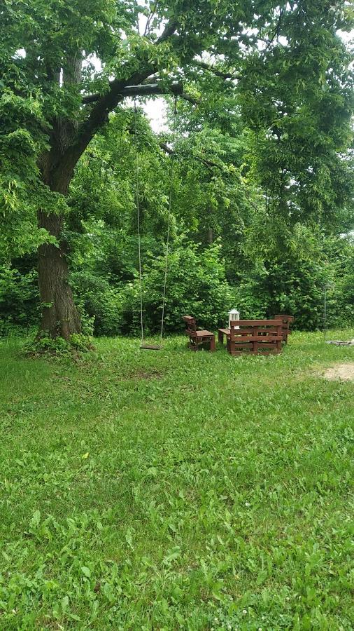 Apartament W Domu Na Wsi Tomaszów Lubelski 外观 照片