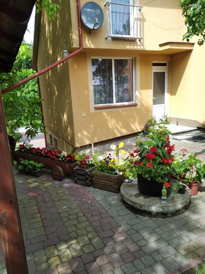 Apartament W Domu Na Wsi Tomaszów Lubelski 外观 照片