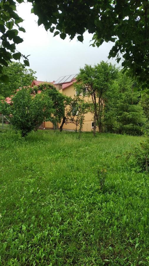 Apartament W Domu Na Wsi Tomaszów Lubelski 外观 照片