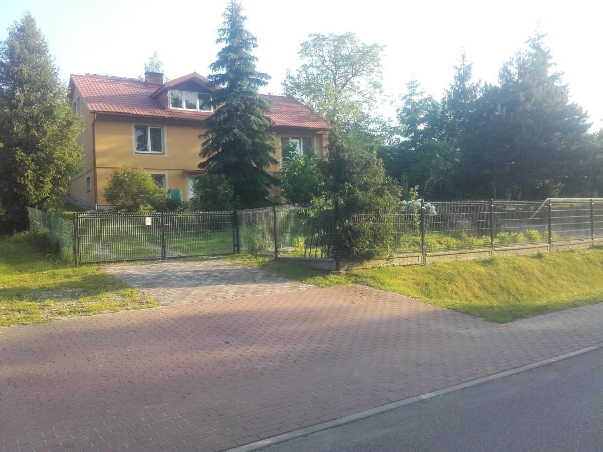 Apartament W Domu Na Wsi Tomaszów Lubelski 外观 照片
