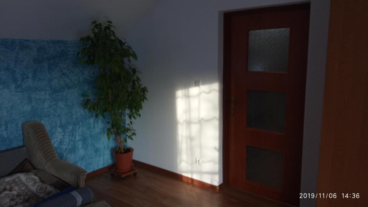 Apartament W Domu Na Wsi Tomaszów Lubelski 外观 照片
