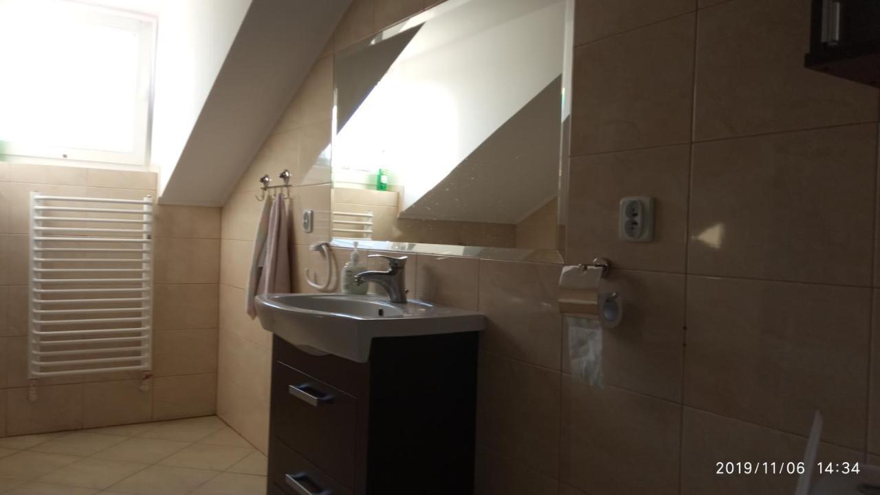 Apartament W Domu Na Wsi Tomaszów Lubelski 外观 照片